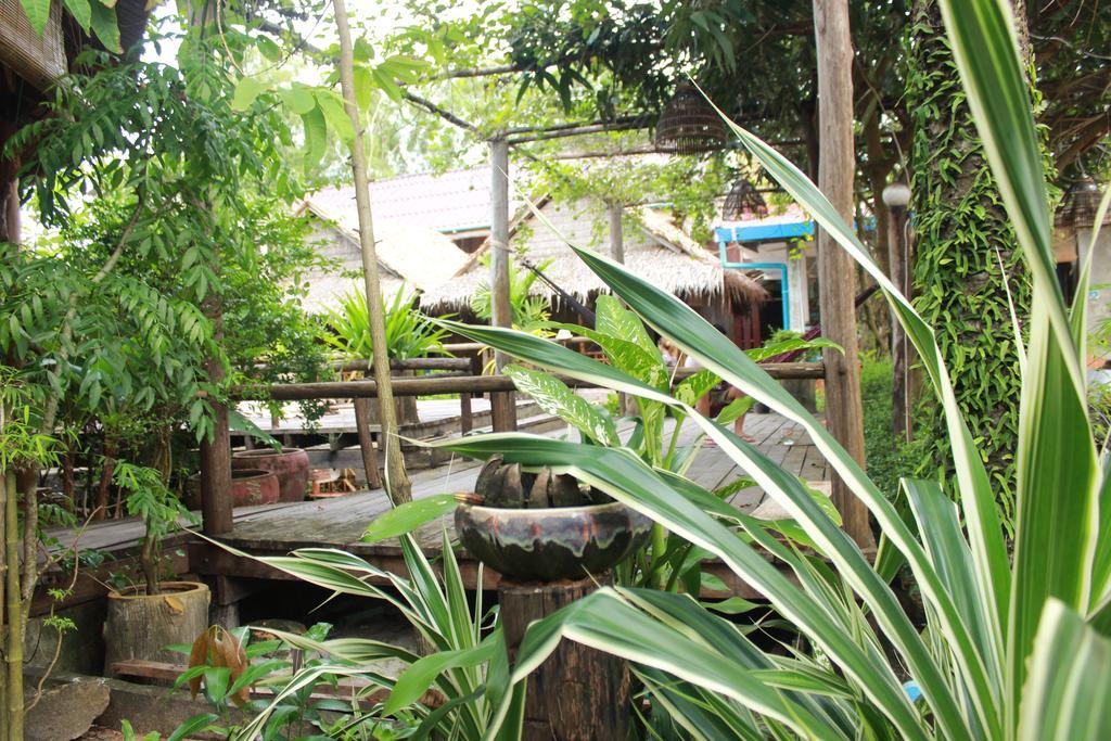 Otres Orchid Beach Resort Sihanoukville Esterno foto