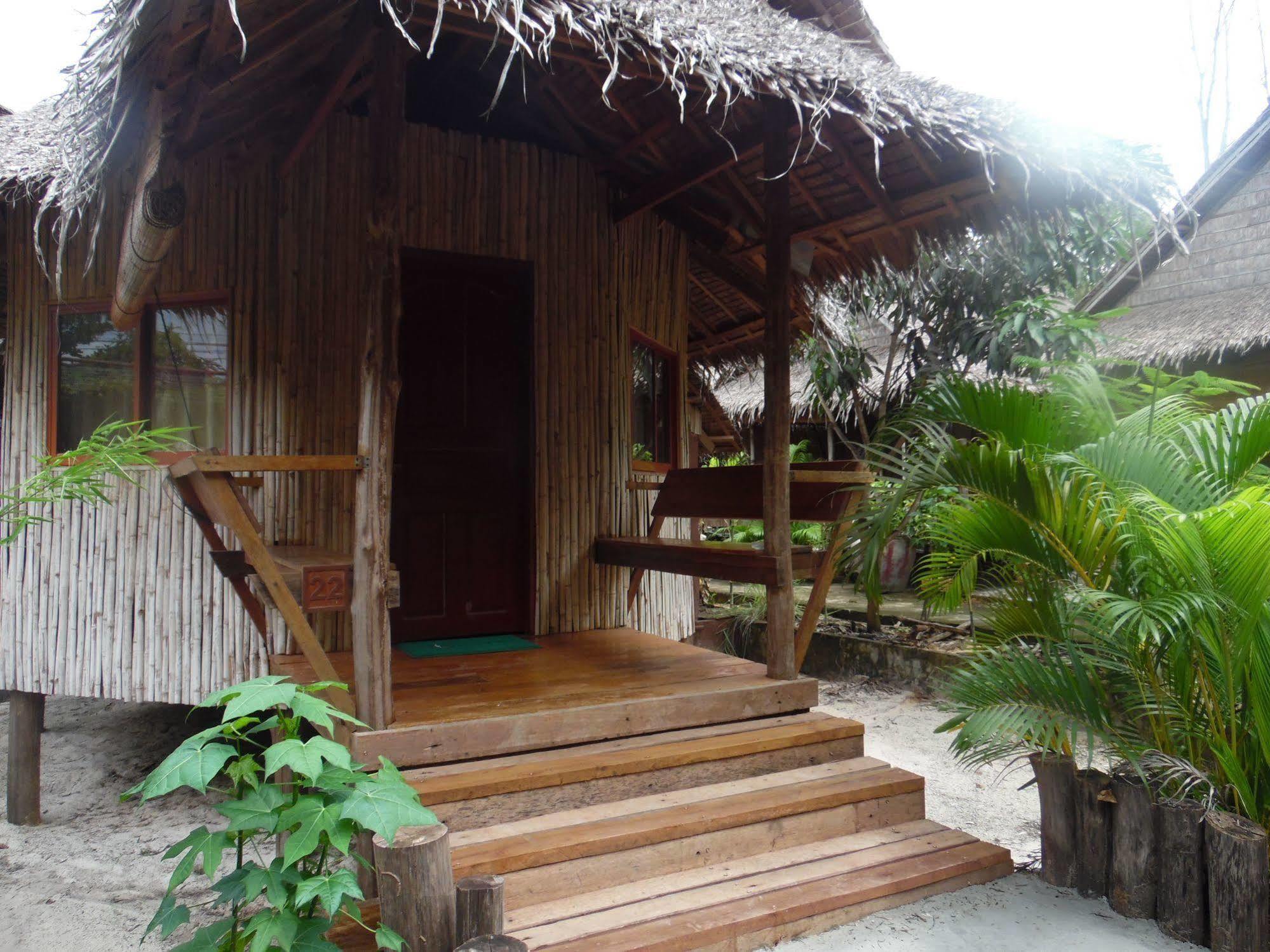 Otres Orchid Beach Resort Sihanoukville Esterno foto